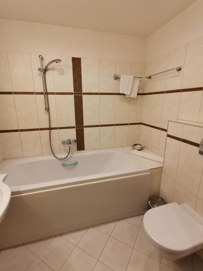 Las Vegas Rooms Βίλνιους Εξωτερικό φωτογραφία
