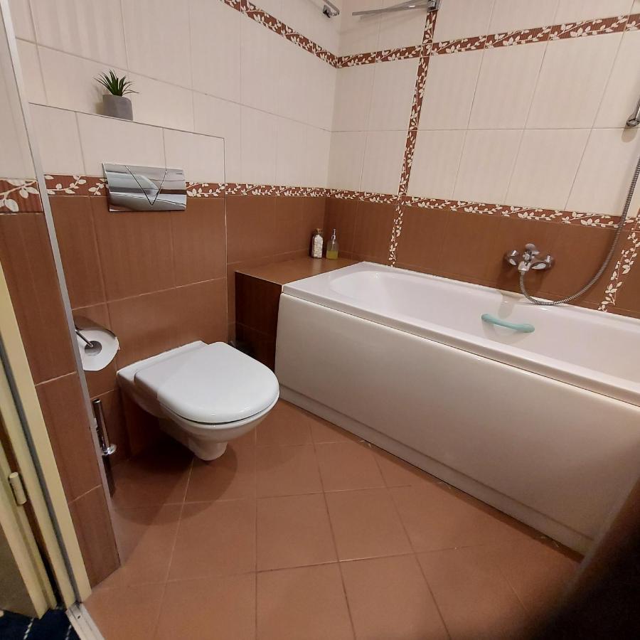 Las Vegas Rooms Βίλνιους Εξωτερικό φωτογραφία