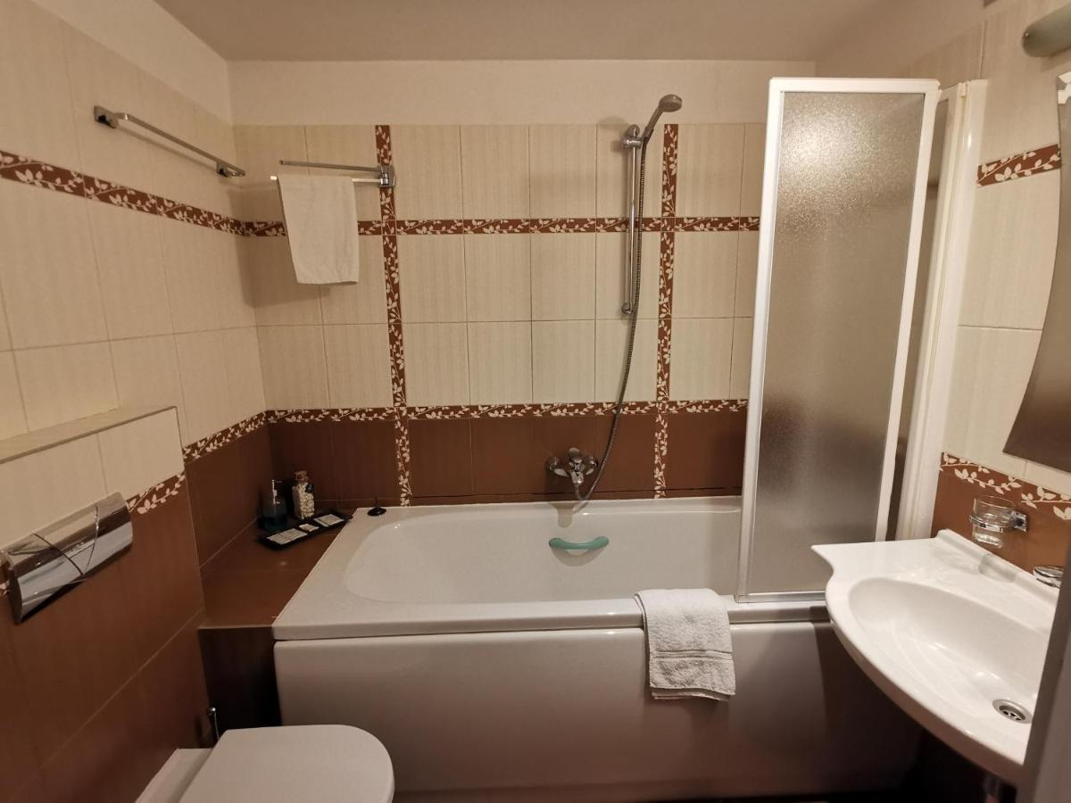 Las Vegas Rooms Βίλνιους Εξωτερικό φωτογραφία